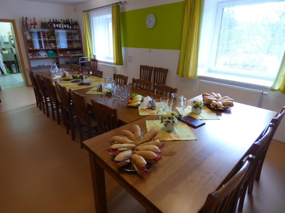 Jecminek Guest house